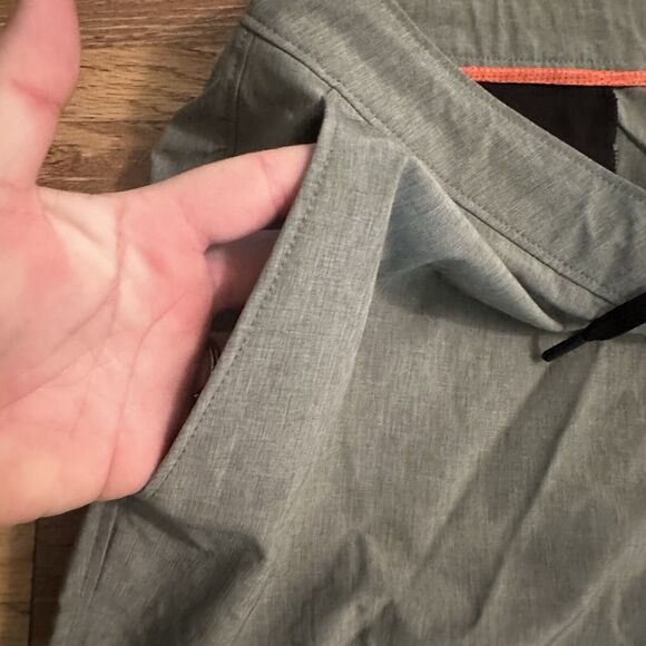 NWT!! Men’s Calvin Klein Swim Trunks/XXL - Picture 10 of 13